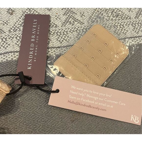 Kindred Bravely Sublime | Patented All-in-One Pumping & Nursing Bra EasyClip - Picture 5 of 8